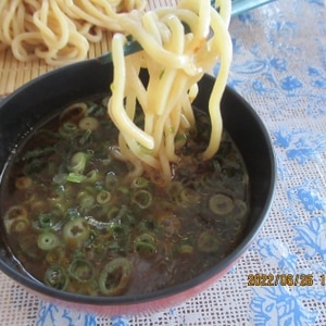 ネギたっぷり☆ピリ辛ざるラーメン